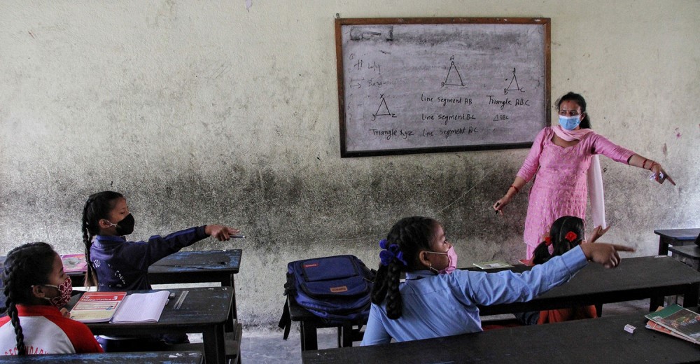 स्कुल खुलेपछि संक्रमण जोखिमको चिन्ता