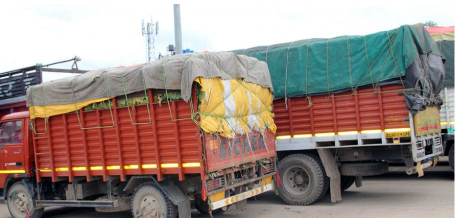 एक बर्षमा ५० अर्बको चामल आयात