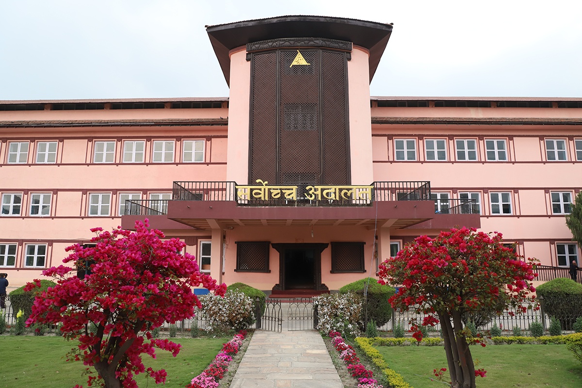 प्रधानन्यायाधीश र न्यायाधीशलाई मानपदवी नदिइयोस्’