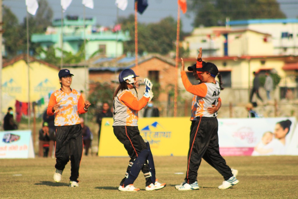 प्रधानमन्त्री कप महिला क्रिकेटः उपाधिका लागि एपिएफ र प्रदेश १ प्रतिस्पर्धा गर्ने