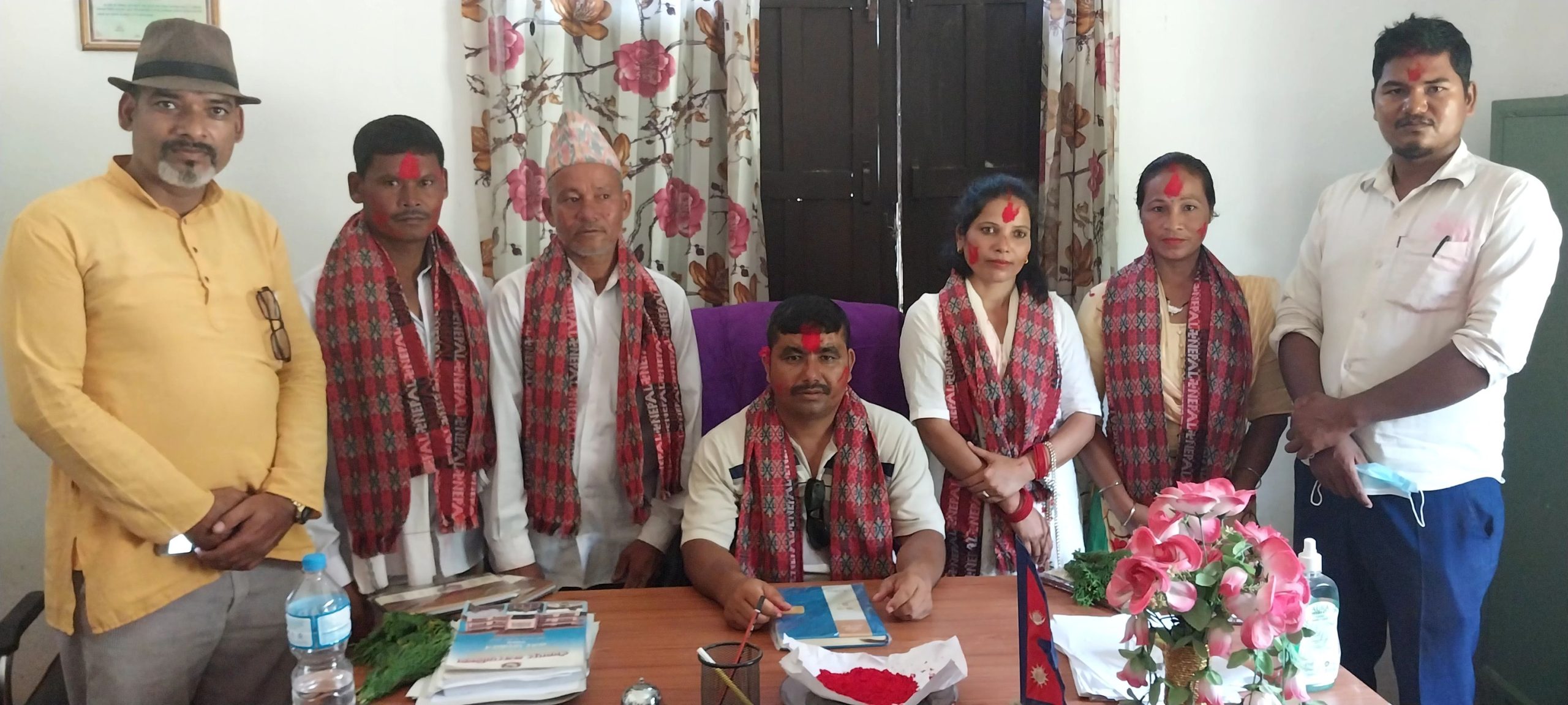 तीन वडाका जनप्रतिनिधिद्वारा पदभार ग्रहण