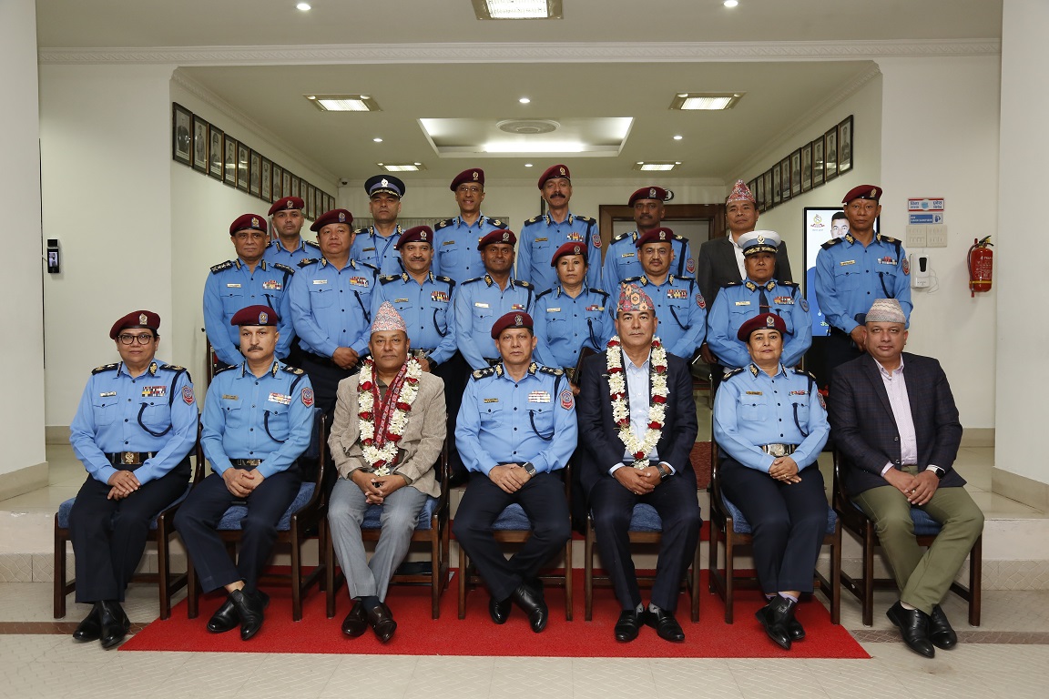सेवानिवृत्त प्रहरी अतिरिक्त महानिरीक्षकहरूको विदाई